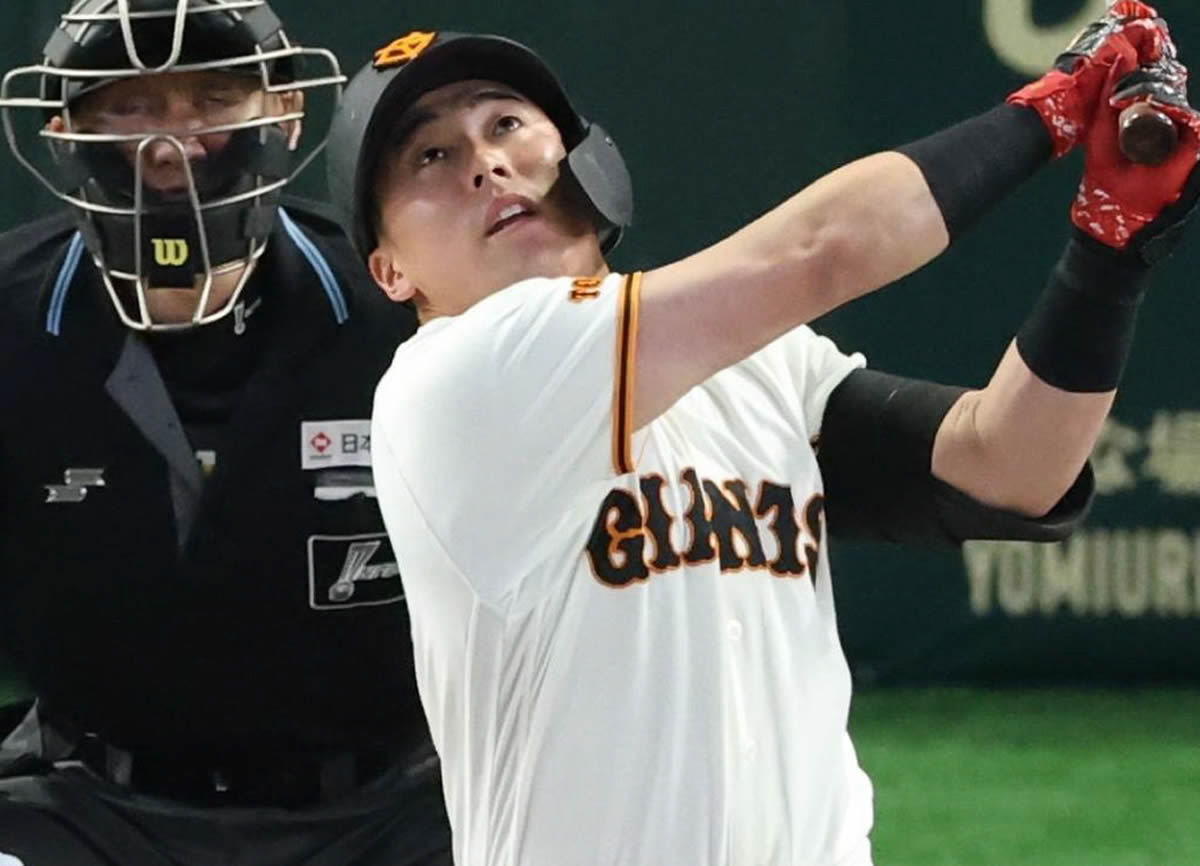 livedoornews's tweet photo. 【発表】巨人、浅野翔吾ら6選手を自由契約に 湯浅大には戦力外通告
https://t.co/lMcyseOmY2

北浦竜次、鈴木大和、知念大成、三塚琉生、浅野翔吾、宇都宮葵星を自由契約とする。2022年度ドラフト1位で入団した浅野は1軍に定着できず、8月に「右膝内側半月板縫合術」を受けてリハビリをしていた。 https://t.co/66KzHTuD2h
