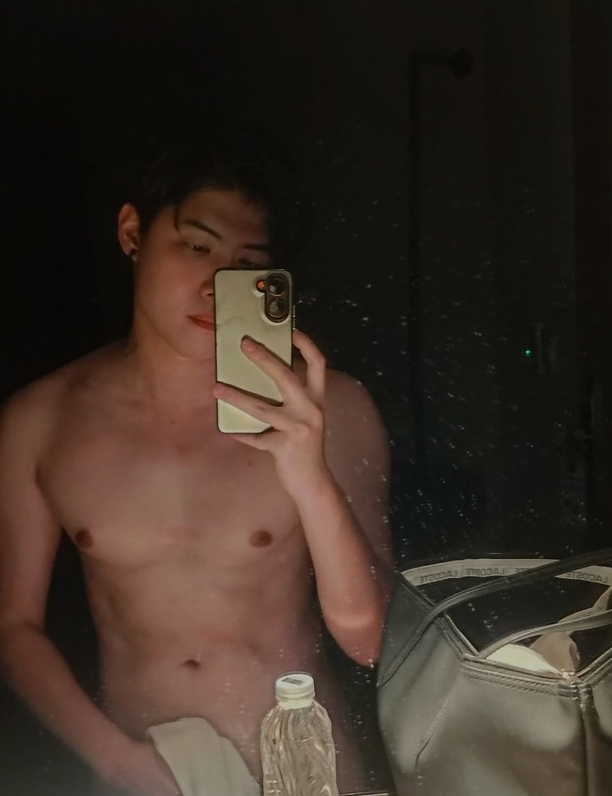 LEONzmassages's tweet photo. ลูกค้าบอก "เห็นหุ่นแล้วหิวข้าวขาหมู" 
เอ้ะ ผมอ้วนใช่ไหมนะ 🥲 ท้อออ

✨ยังเปิดรับคิวนวดนะครับ นัดมากันได้เลย รอพบกันนะครับ 

#นวดชาย #หมอนวดชาย #หมอนวดชายนวดหญิง #นวดทุกเพศ  #นวดกทม #นวดลาดพร้าว #ช่วยคู่ #นวดผ่อนคลาย #ชาย https://t.co/tl0Q9KznNx