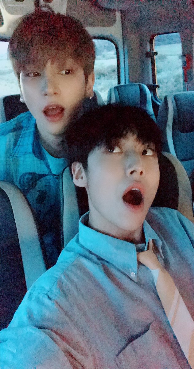 ddeungwooyaa's tweet photo. Hangyul Eunsang selca 🥹

🐘 And
🐘 When we're at mcountdown, I took picture with Eunsang
🐘 *Sent photo*
🐘 Please listen to Eunsanf's Drram Garden a lot

Cmiiw ❤️ https://t.co/3ij7nt9s7J