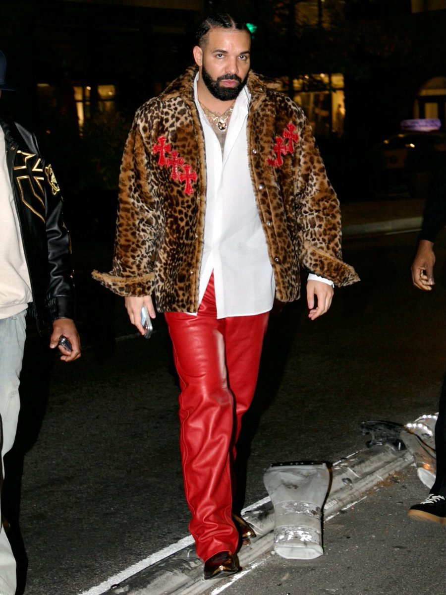 ComplexStyle's tweet photo. Drake stepped out to continue the birthday celebrations, wearing Chrome Hearts https://t.co/946OLFnGbi