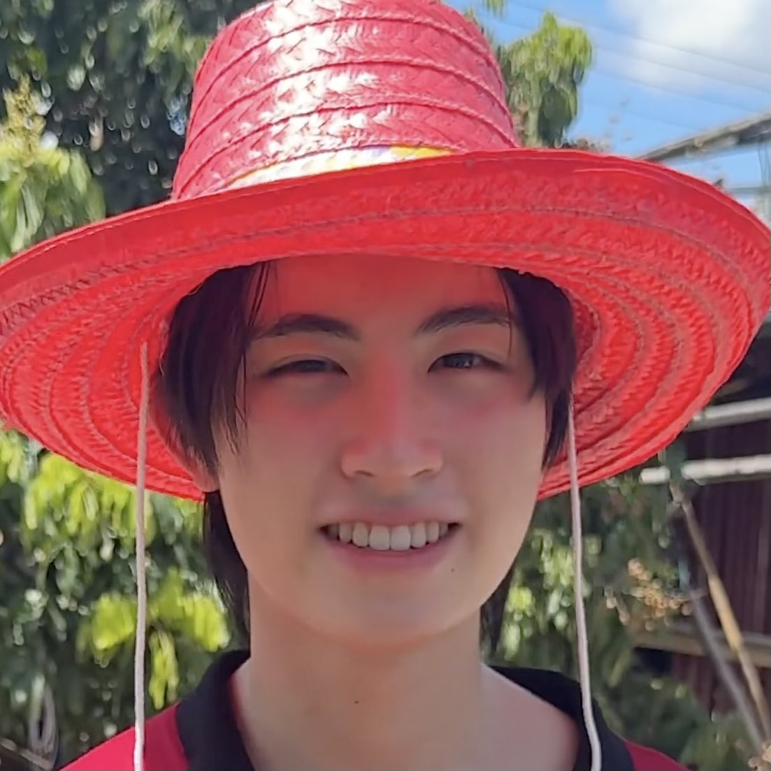 aasherbet's tweet photo. ☀️🔫 https://t.co/4LSGoWn0ni