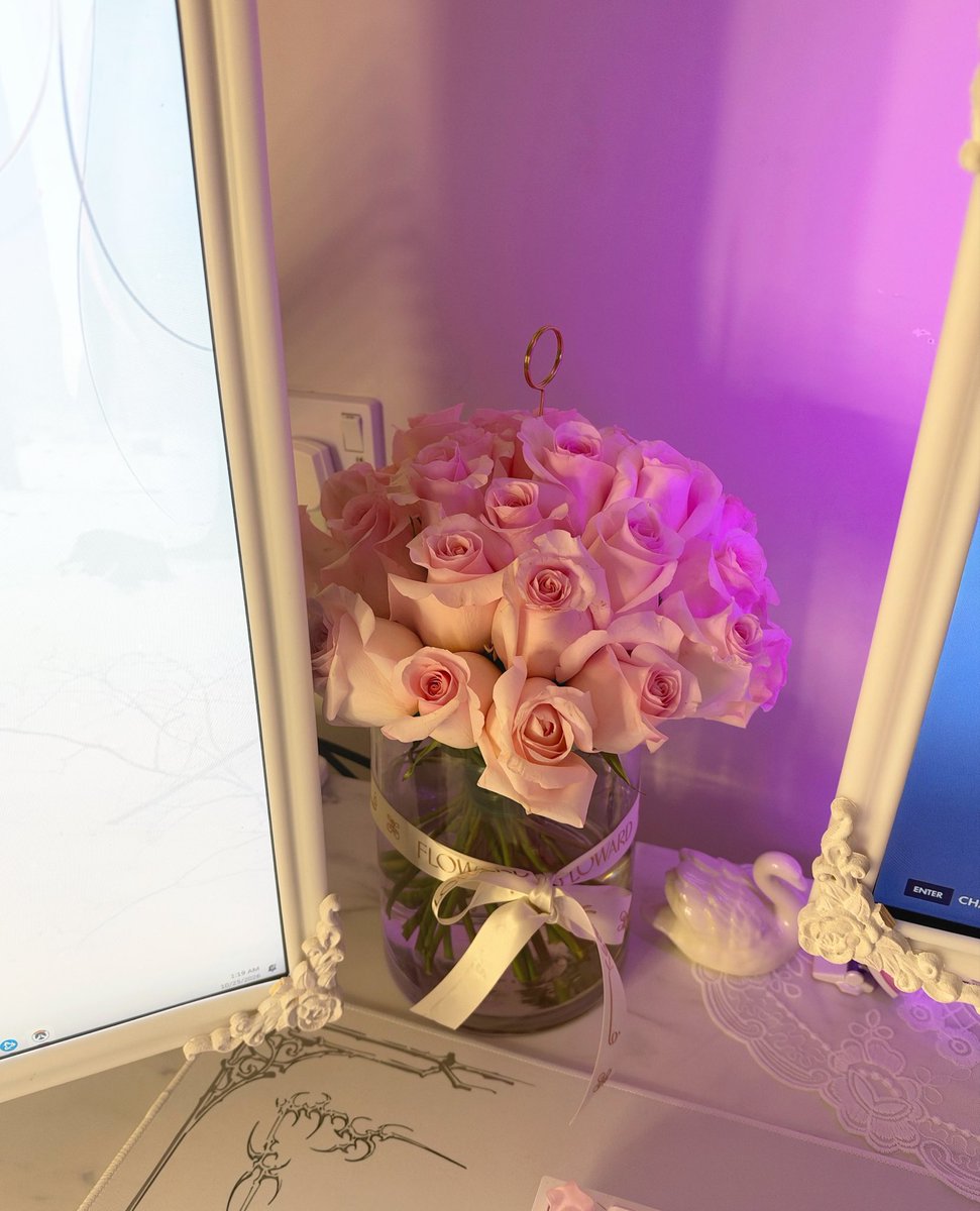 sadluvsong's tweet photo. 🌷 https://t.co/vIuTo3xP12