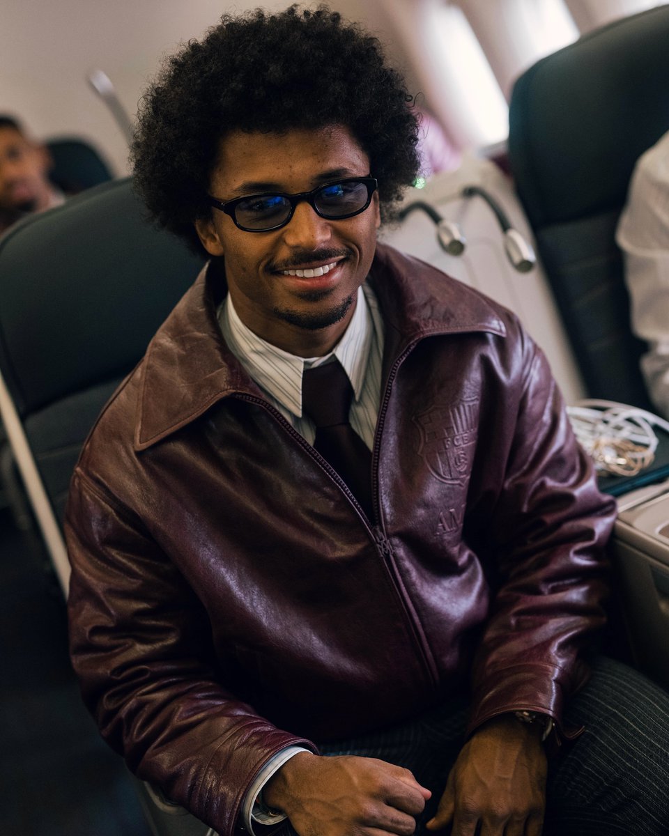 JustFreshKicks's tweet photo. The burgundy leather jackets feature an embossed Barça crest, while the pinstriped suits take inspiration from the club's iconic jerseys 🤌 https://t.co/AIBoxAtr6G