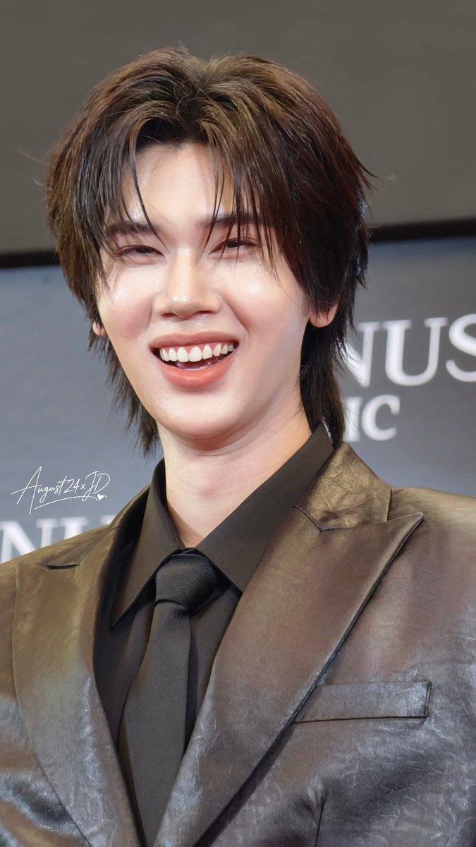 August24xJD's tweet photo. ส่งกำลังใจออนไลน์ให้น้องดังในวันนี้นะครับ ขอให้ยิ้มเยอะๆ มอบความสุขความน่ารักให้แฟนคลับที่เดินทางไปหาดังทุก ๆ คน 

เป็นกำลังใจให้เสมอน้าาา ❤

@dunknatachai #dunknatachai ₊‧˙⋆˚｡⁺⋆ ✩ https://t.co/OmytCxhfwC