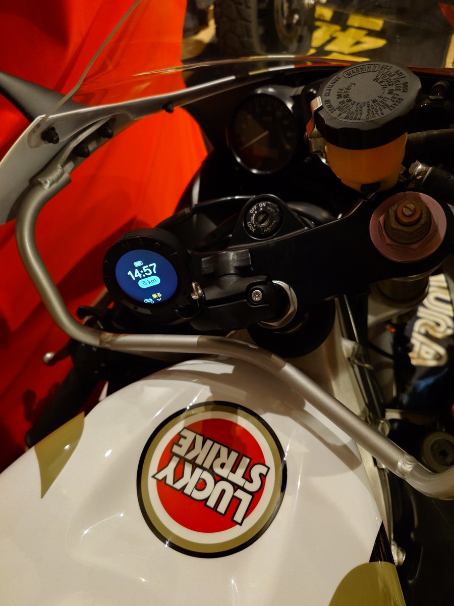 G63SJ5's tweet photo. ガンマにBEELINE MOTO2を装着してみた〜。

カエディアの１インチボールをステムから生やしてショートアームでニョキッとナビゲーション。
ラムマウントと使いまわしきくし、工具一本で他の車両にも簡単付替えや！ https://t.co/AHEf1joHte