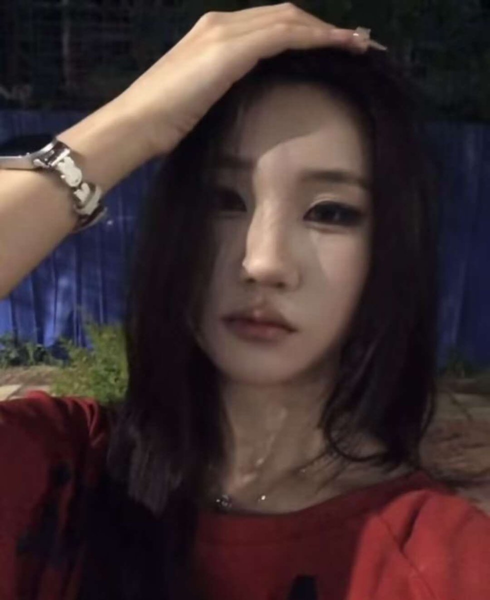 SGonzalez65906's tweet photo. 吕婧��母狗你怎么长得那么贱 175的腿就应该服务好世界上每一个男的 做一个合格的肉便器厕所 #射屏 #身边人 #母狗 #肉便器 #大学生 #意淫 https://t.co/Fd5bE2awt8