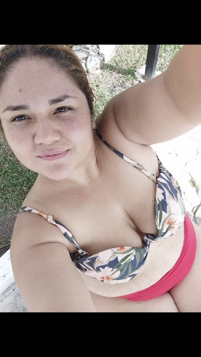 jiege17130250's tweet photo. @LuisVil14020259 Mi esposa linda https://t.co/fqTFankvs2