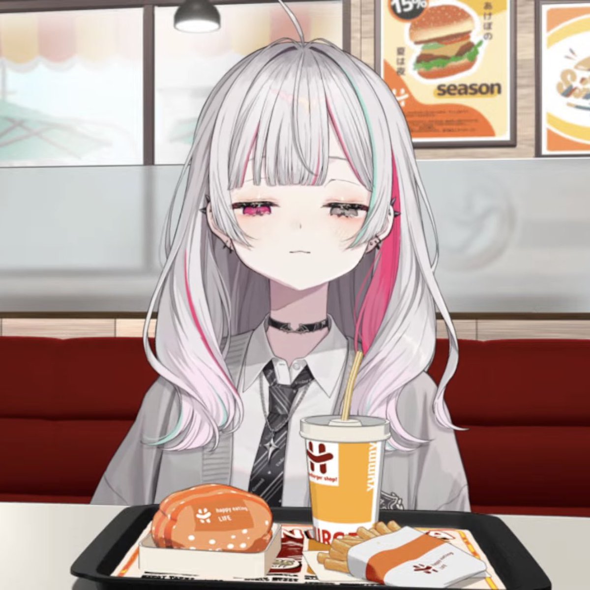 kuroneko__V's tweet photo. もぐもぐしてる推しがあまりに幸せそうすぎて幸せ https://t.co/LiZbLGBDE4