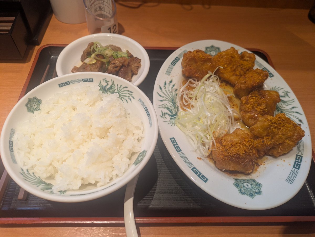 yahpp2's tweet photo. 一息つく😗 https://t.co/zIA8HjKHXT