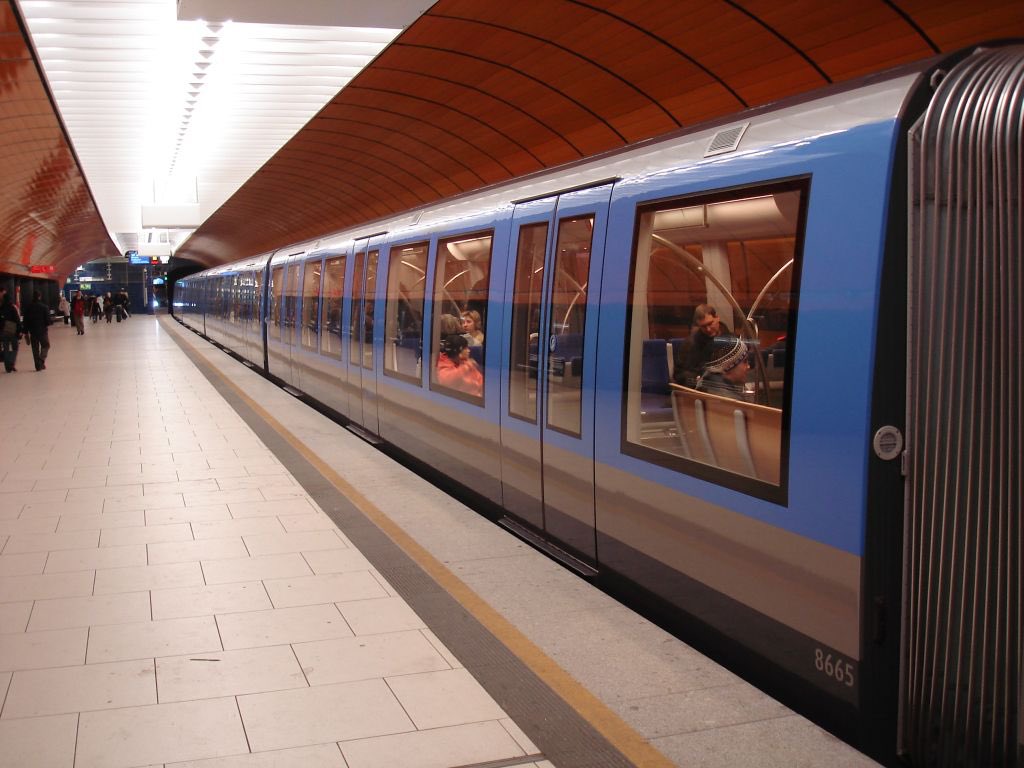 FullRetardRadar's tweet photo. A 20-year-old Afghan spent over five hours raping an 18-year-old Polish language student on a Munich U-Bahn platform. Victim was smashed and completely helpless. He finished, stole the phone, and walked off. Cameras caught the whole thing. Cops tracked him through the stolen device and locked him up. Another low-impulse import treating Europe like an open-air hunting ground. Deport the lot of them.