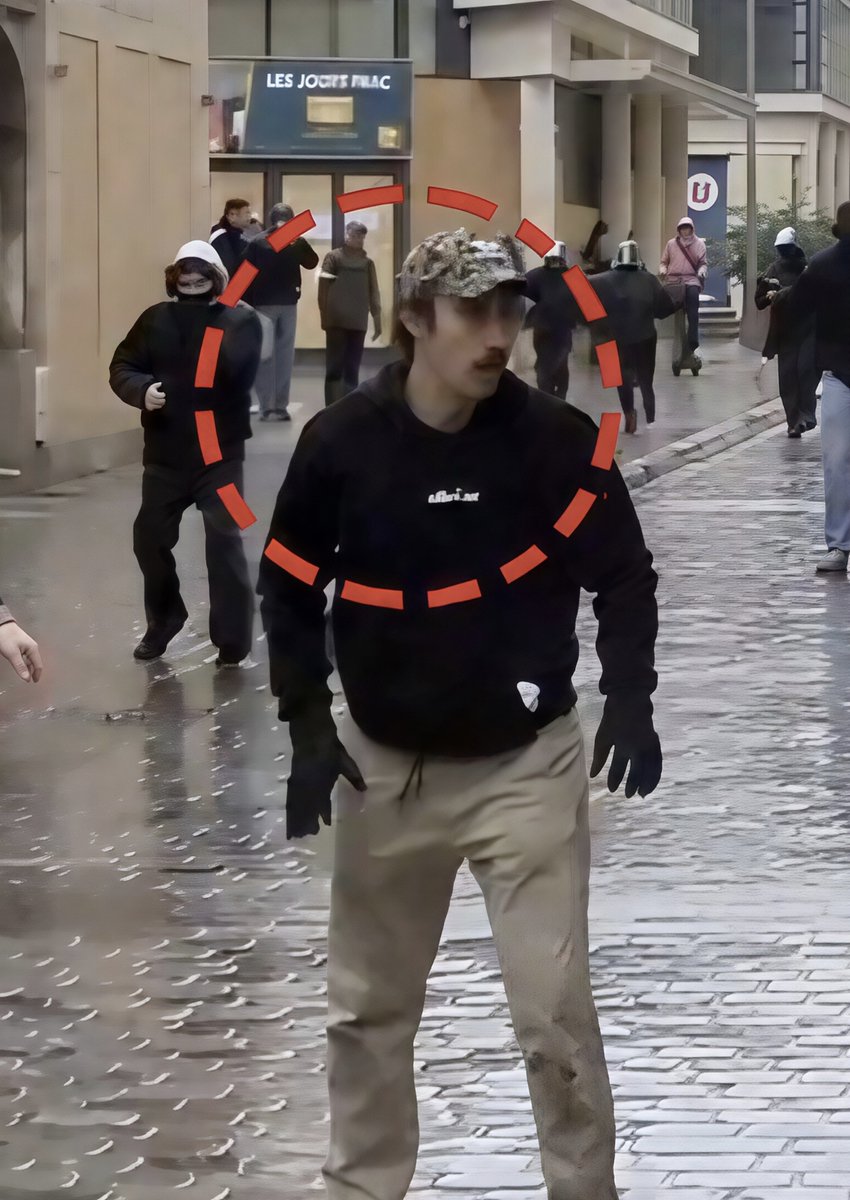 AnonymementGHP's tweet photo. @K1000Journalist Déjà, voilà la photo corrigée en UHD que je viens de réaliser à l'instant. https://t.co/Y0RQQegUuE