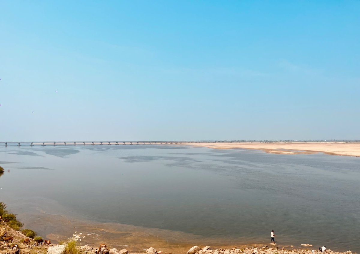 KTRBRS's tweet photo. Telangana is facing the adverse impact of El Congo (inept Congress rule), not El Niño!

These photos show 20,000 cusecs of water flowing at Kannepalli Pump House, part of the mammoth Kaleshwaram Project, yesterday.

A delegation of BRS MLAs and leaders visited Kannepalli Pump House to expose the failure of Congress Govt in utilising the water that is readily available. 

Hyderabad needs just about 1,000 cusecs of water to meet its daily drinking water needs. Yet, the Revanth Reddy government refuses to lift water from Kannepalli, just to deny credit to this KCR-era project.

What’s unfolding in Telangana is not a natural calamity, but the result of a deliberate conspiracy by Revanth Reddy!