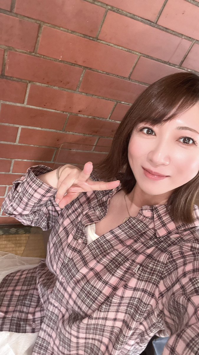 tomoko1121mm's tweet photo. X乗っ取られたので新しいアカウントを作りました！こちら改めてフォローよろしくお願いいたします！ https://t.co/2BmJKhAdTs