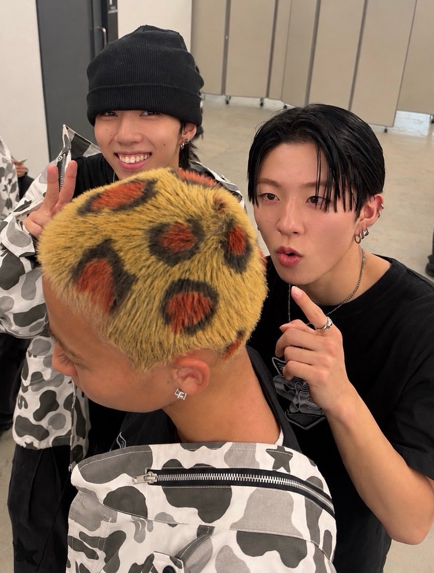 ldh_scream's tweet photo. ［📖］#スクオフ
FROM #TAKAAKI

みなさん！こんにちは！
今日はTAKAAKIです！！

ROUND.2いかがだったでしょうか！
そして！BLOCK HYPEの日の #KANATA の頭のデザインはメンバーと一緒に描きました！！

ROUND.3は、みなさんに勝利をお届けできるよう頑張りますので、
引き続きLDH SCREAMの応援をよろしくお願いします！

#LDHSCREAM