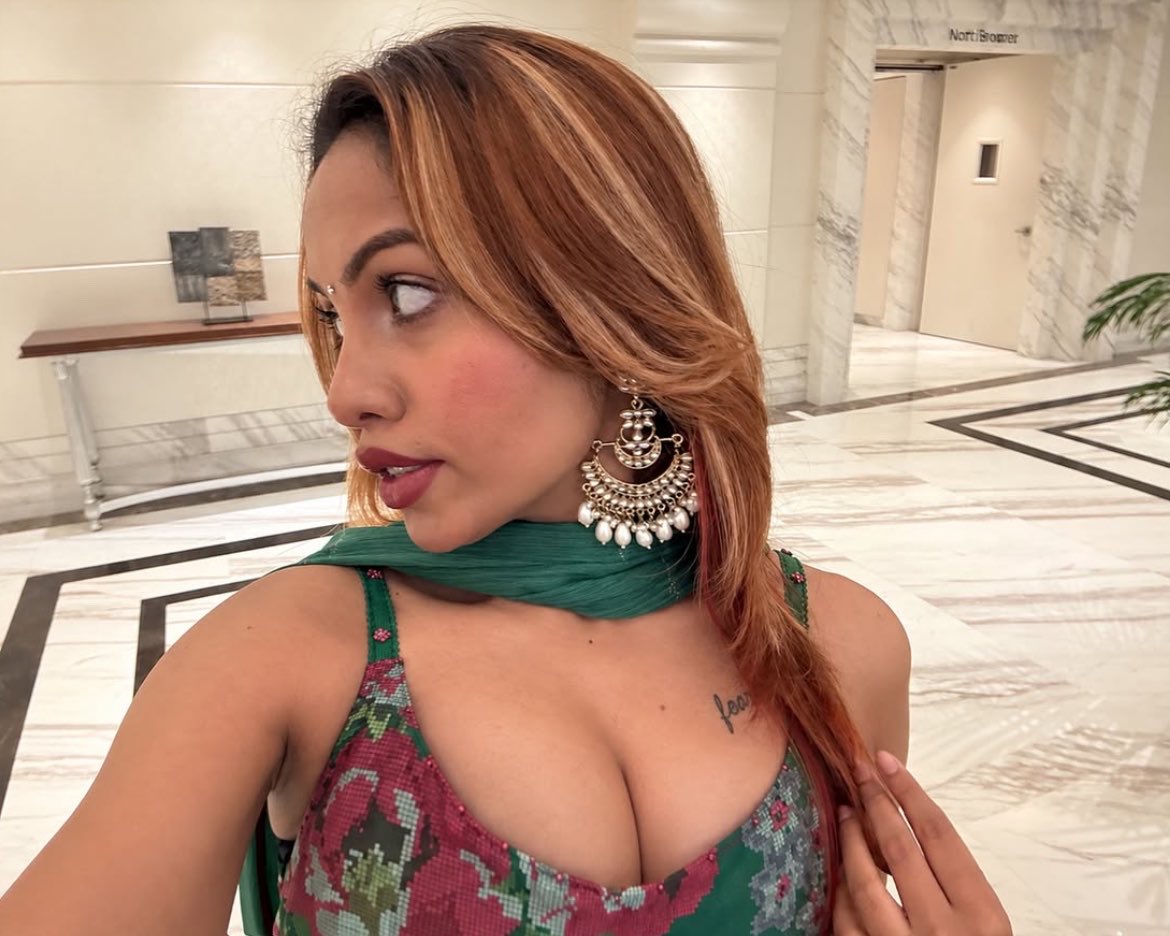 desib4ddies's tweet photo. its_pujashaw02 👀🍒 https://t.co/tDmuB0KmWv