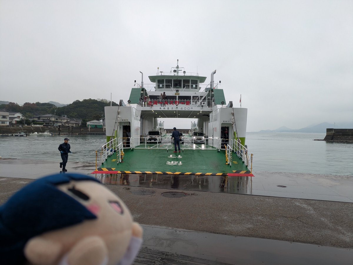 C1001000's tweet photo. 船に乗るチマメ隊 https://t.co/ylx5Gl7JJE