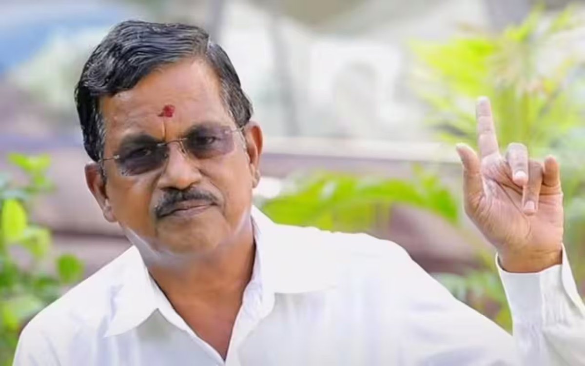 dinamalarcinema's tweet photo. வாடிவாசலை தவிர்த்துவிட்டு வேறு படங்களை எடுப்பது ஏன்? : கலைப்புலி தாணு விளக்கம்
https://t.co/JSKGD1lTbr
#SThanu #Vaadivasal #Suriya #Arasan https://t.co/qxdLRFKF5m