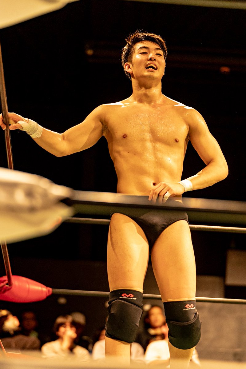 CHICKEN_SASAKI's tweet photo. 佐藤維選手。キラキラしていた！関東のお客さんを沸かせている姿を見ると同じ東北民として本当に誇らしい！デビュー5年目にはどんな選手になってるんだろ〜想像するだけでワクワクするな〜〜！試合を見る度に沢山の元気をもらっています🫶 これからますます寒くなるのでどうかお身体大切に🥺🙏 https://t.co/OxyzJZbrYo