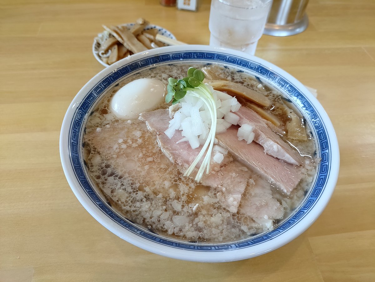 ringosteelgrey's tweet photo. 大塚「シンジョー」
今日は背脂煮干そば🍜😋 https://t.co/laNMMGZ0ro