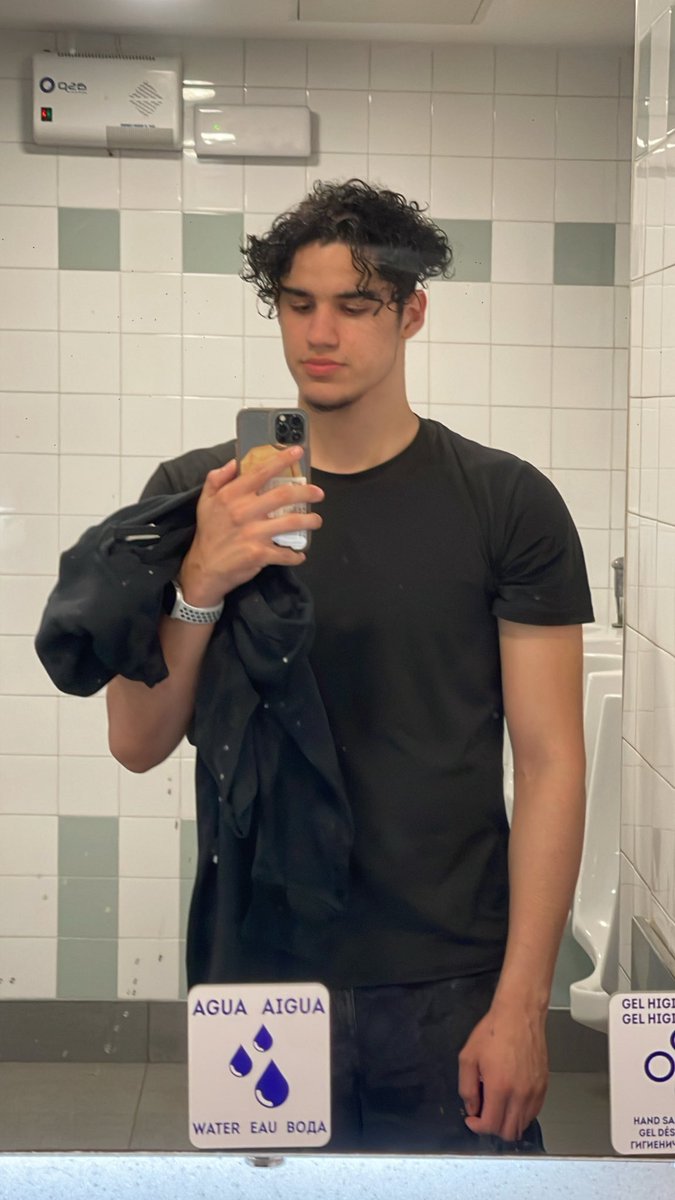 Calebharriisof tweet picture