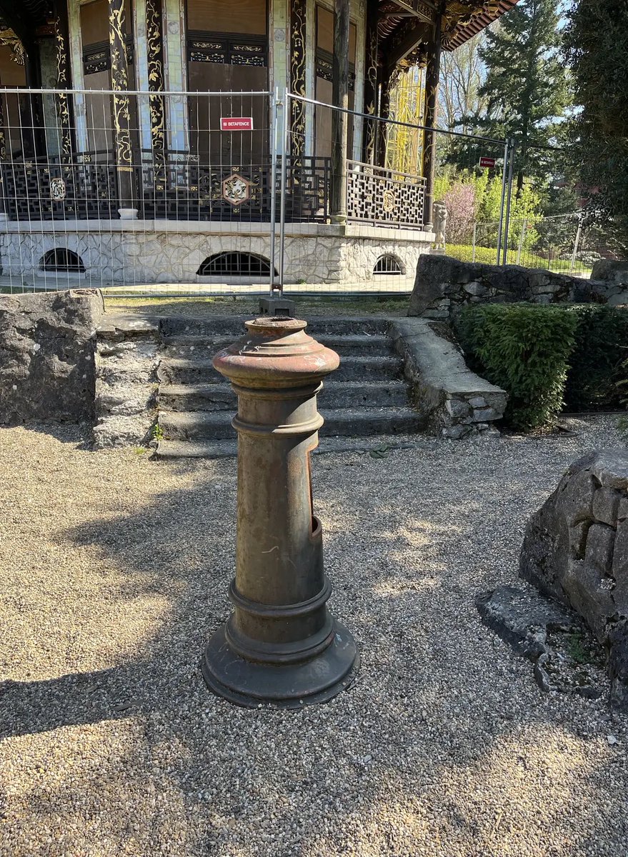 BEinShanghai's tweet photo. 📣 Non- profit organisation Chinese Pavilion &amp; Silk Road Countries has launched a public subscription campaign to restore 6 standing lamps of the pavilion in 🇧🇪 Brussels, starting @ 100 EUR

Help them restore them &amp; switch them back on in spring 2027.

👉 https://t.co/n2sP7ZmAFF https://t.co/ixKYRyi24V