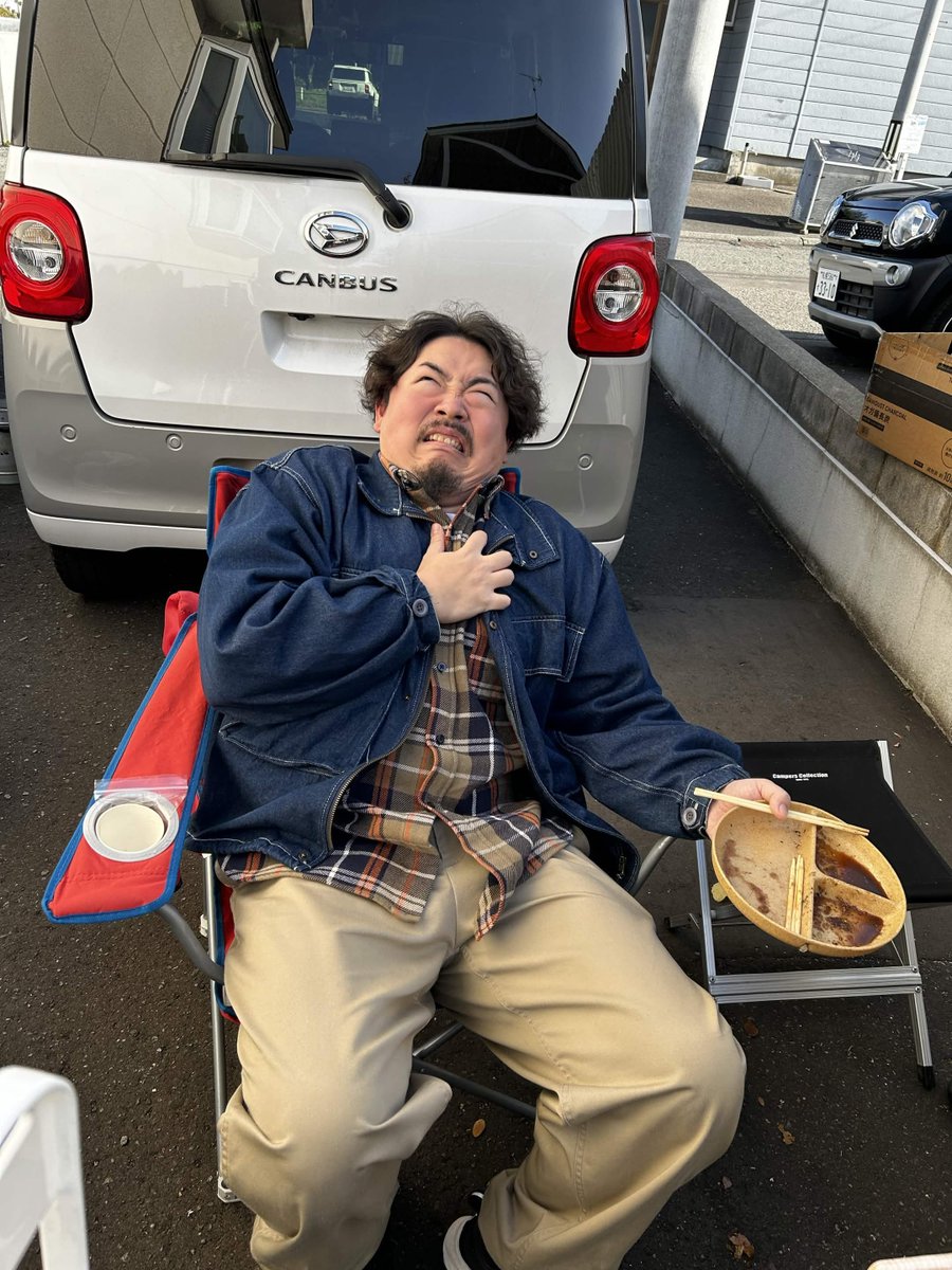 ngilingili0926's tweet photo. BBQの最中にDEATH NOTE使われた人 https://t.co/vmAZWlI7fA