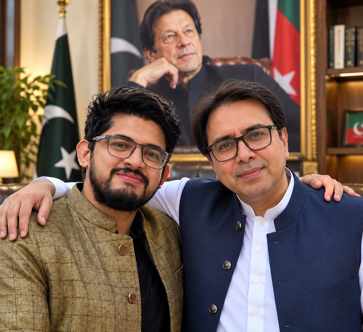 Haidersaeedpti1's tweet photo. میں شہباز گل بھائی کے ساتھ کھڑا ہوں۔۔۔۔
شہباز گل بھائی عمران خان صاحب کے نظریے کے ساتھ کھڑے ہیں۔۔۔۔
@SHABAZGIL https://t.co/GiVVxluydO