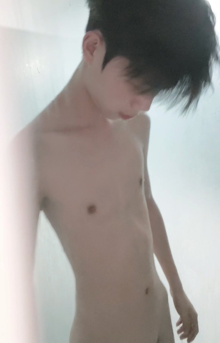 quxing75865's tweet photo. 这也太糊了吧😵‍💫算了…就当是加了一层氛围感滤镜吧(¯―¯٥) https://t.co/szNNxfShik