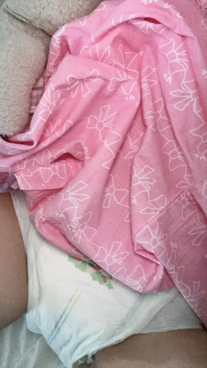 kittybbyo's tweet photo. 🎀🩷

#ABDL #Little #리틀 #기저귀 https://t.co/TgOdpTiwe7