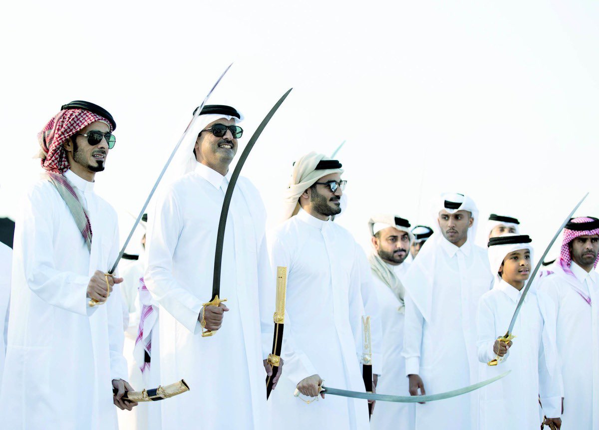 statuesQatar tweet picture