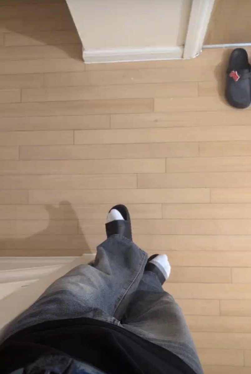 kumoriRaver's tweet photo. Out here on the floor wondering what fun to squeeze into this weekend, it’s already too damn short 🫠 https://t.co/agwRsArqtl