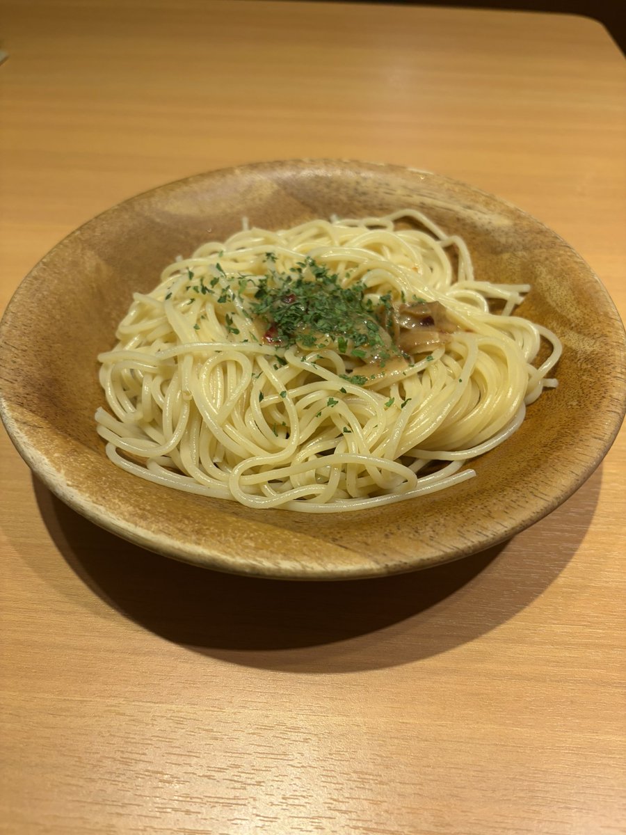 model_shiyuu's tweet photo. ぼっち・で・さいぜ https://t.co/zsX51W3VVS