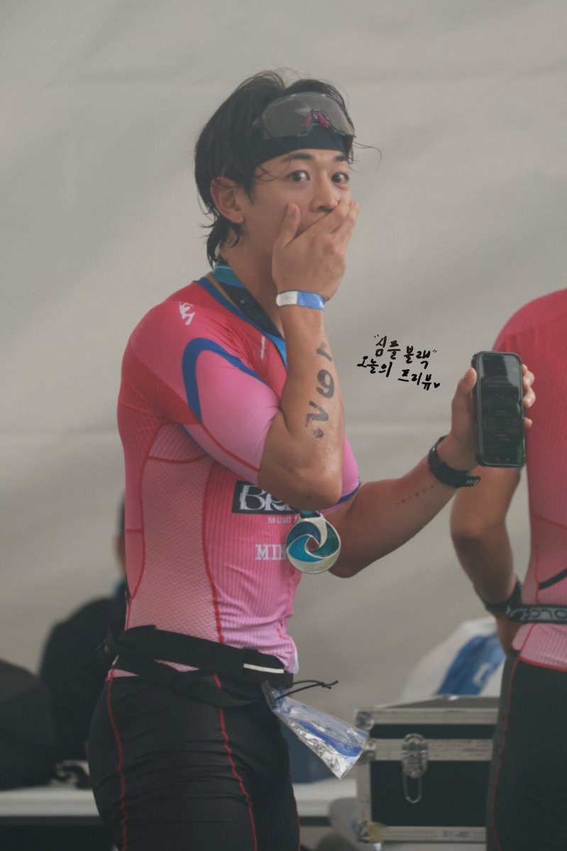 simpleblack1209's tweet photo. 261025 민호 통영 철인3종 대회 프리뷰 (9)

성적을 보고 3등 발견할때!

#민호 #샤이니 #MINHO #SHINee #ミンホ https://t.co/IByWKtFuq6