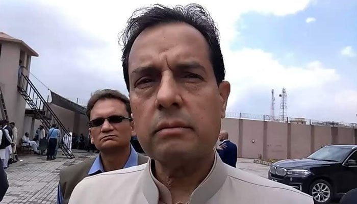 Thinkwiseeee's tweet photo. دو شوہر پر مسائل ایک جیسے، اسی لئے کبھی خوش نظر نہیں آئے اور ہمیشہ دوسروں پر تنقید کرتے پائے گئے، دونوں حضرات ایک ہی طرح کے مسائل کا شکار ہیں، https://t.co/H62Gkrb3Qb