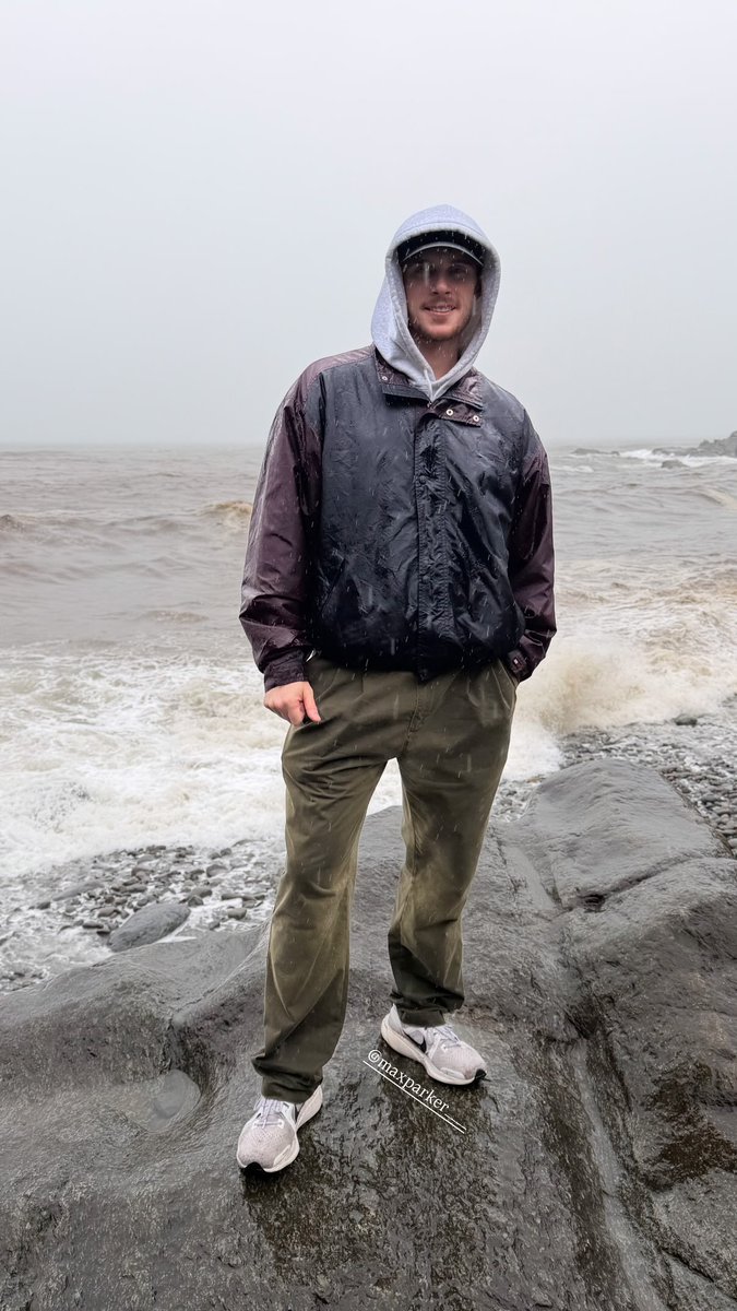 malicenmt's tweet photo. 🌧️😍 https://t.co/OkBaABLA00