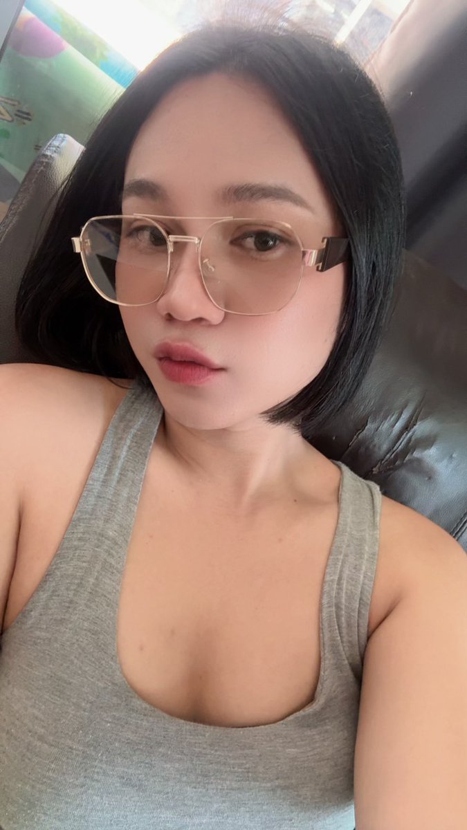 chr_mano7's tweet photo. เหงาาาาาจางงงงง #พัทยา https://t.co/qAJeMpsb3F
