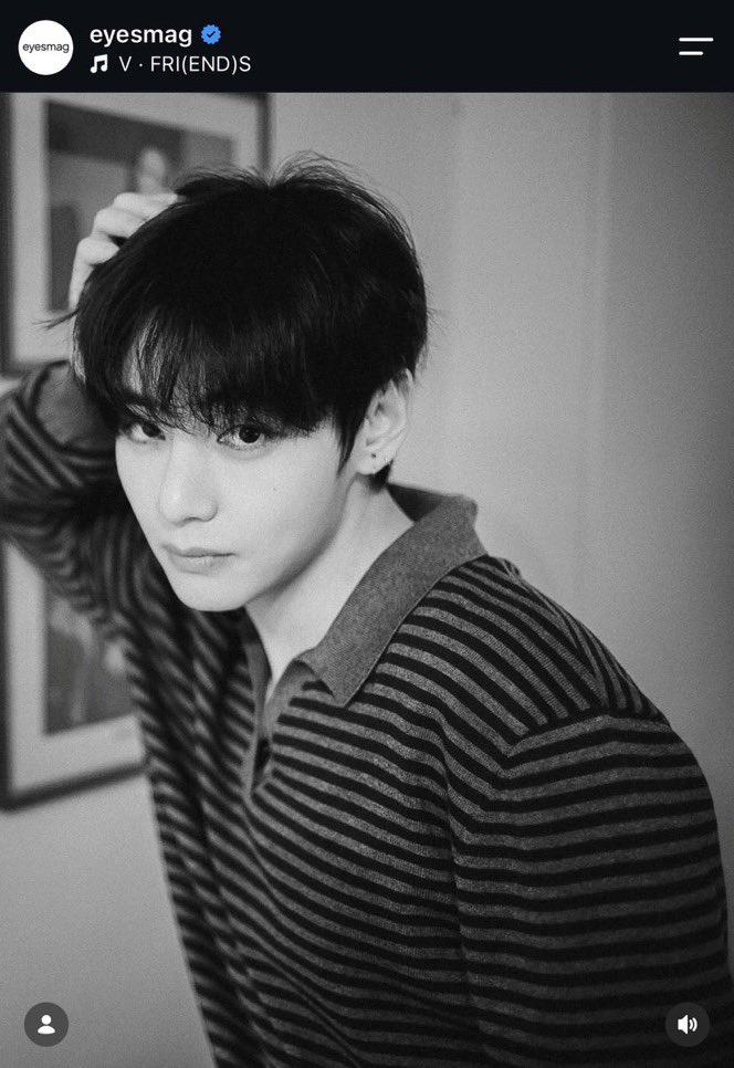 crowwkook's tweet photo. using “fri(e)nds” and “my you” for these posts? K-media is onto something. https://t.co/LkcnbAMo2q