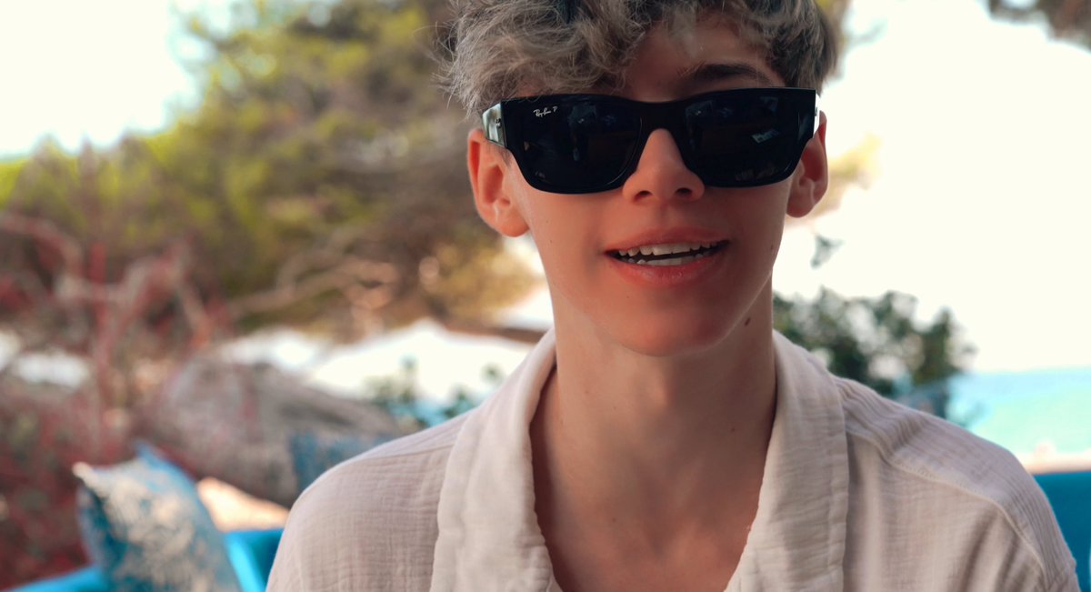 MilovalentinOF's tweet photo. Latest Vlog (with a bit of "additional" bits) out now!

https://t.co/3ceV5aG3fk https://t.co/Dx9KkdSm6L