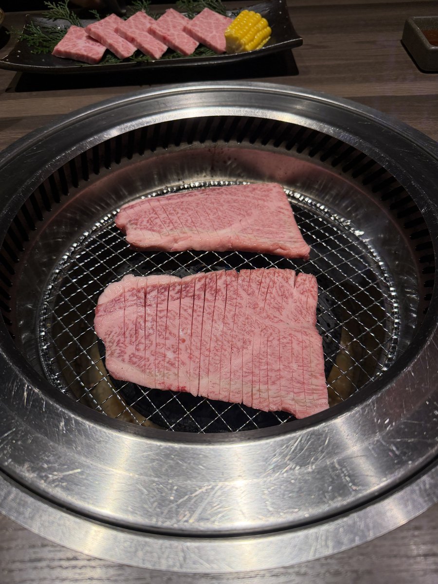 KCMAN417099's tweet photo. 開吃 https://t.co/DrTFDjPRfE