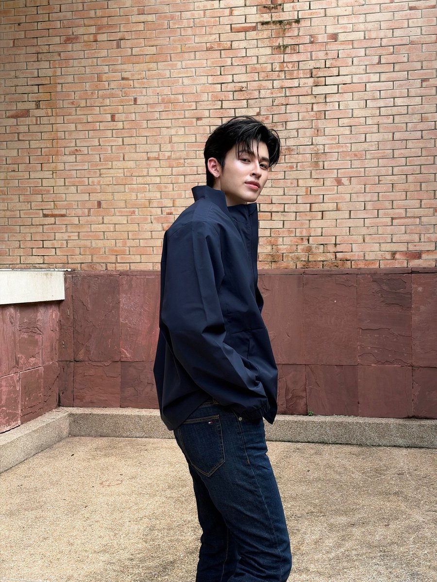 doublepjourney_'s tweet photo. ☀️

📸 IG : @ppnaravit

🔗 https://t.co/OWBGYhr0My
 
#TommyHilfiger #TommyFamily
#ppnaravit https://t.co/qBTbc7ykIR