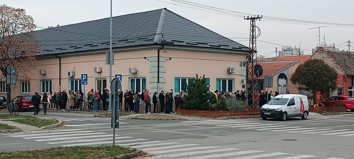 RotkvaS's tweet photo. Nešto se daje, pa da uznem. https://t.co/dGL8j0TmNr