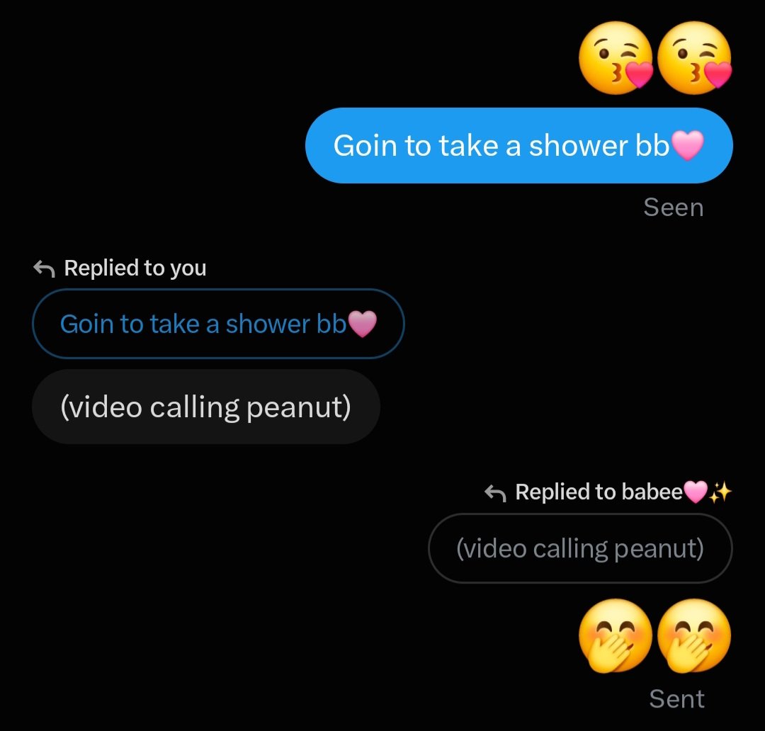 bear_and_pandaa's tweet photo. To everyone who thinks that @ppp_ppwinperm is the innocent one in our relationship 😋😋 https://t.co/52mR35vtd2