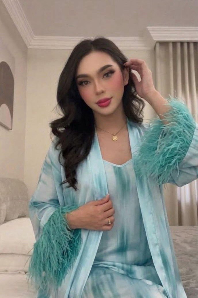 shogcl's tweet photo. #ladyboy_riyadh
#ladyboy_saudi
#ladyboy_both_in_riyadh 💦 https://t.co/81d07iaveP