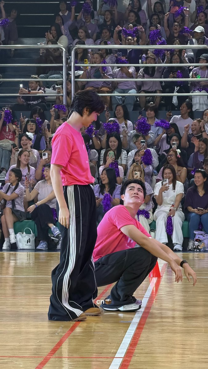 MAGARON_Yiw's tweet photo. ซีนนี้ผมเขินนนน อร้ายยยย (• \\\•) 🫪🫪

ZEENUNEW NONGZON MOONRISE 
#ซีนุนิวเจ๋งใต้แสงจันทร์ 
#SRICHANDSASIMOONRISE 
#ZeeNuNew #ZeePruk #Nunew https://t.co/9nKbWp20AW