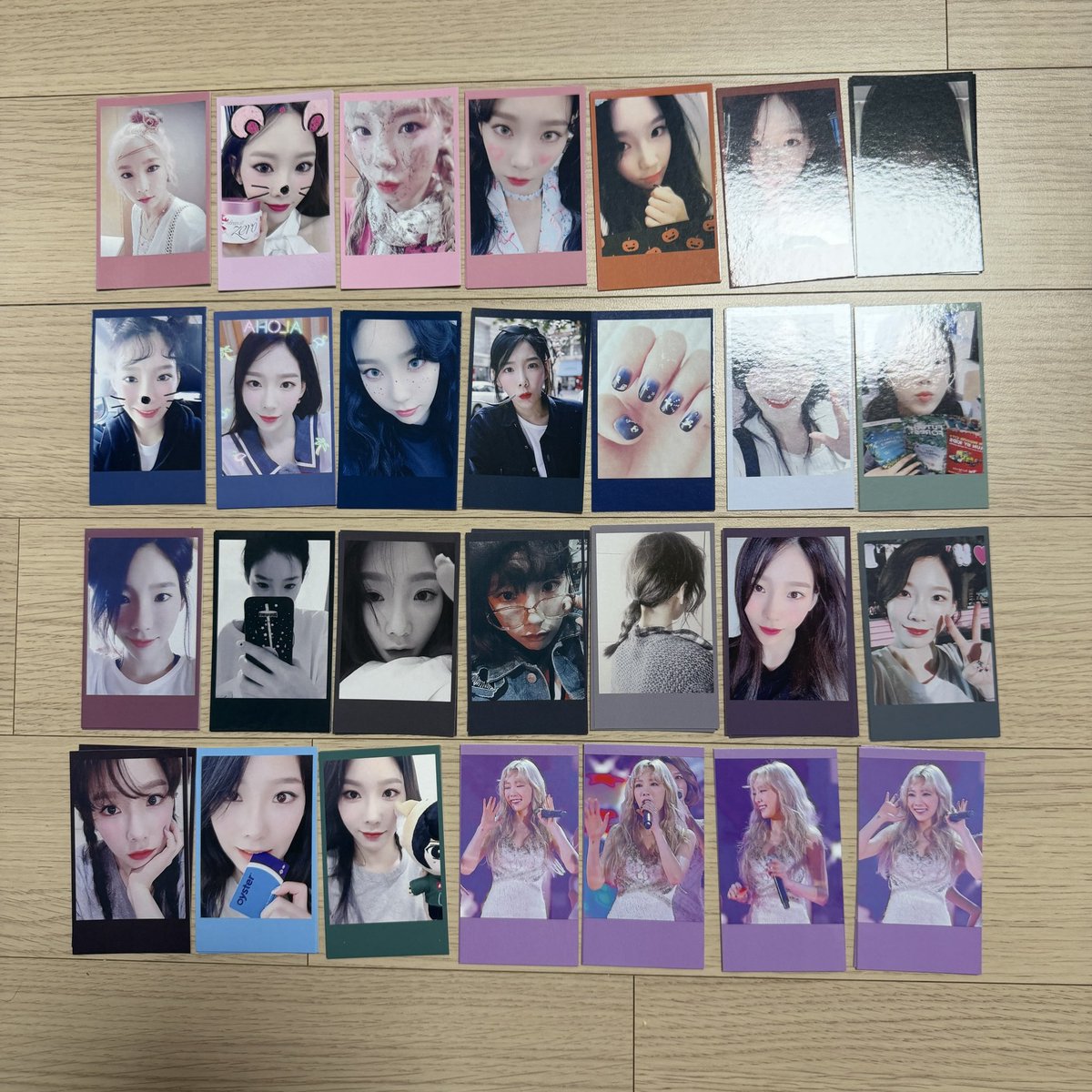 s0907890's tweet photo. 소녀시대 태연 비공굿 양도합니다!

첫번째장+두번째장 같이 팔아요

폴라로이드는 2장씩 총 56장입니다

소장하려고 열심히 모았던거에요 ㅠㅠ
8천원에 팔아용

https://t.co/GVhnI5ppdC https://t.co/Xt41q9XSVC