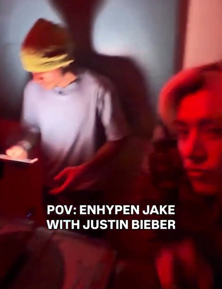 rayylovesjake's tweet photo. @.jake, don't you want to do weverse live to tell us about how you met JB last night?? 🤠 https://t.co/5cWUuuPDty