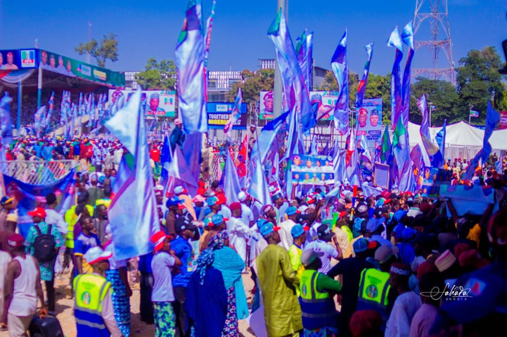 MSIngawa's tweet photo. More pictures from the flag-off event

#Tinubu2027
#Radda2027
#APCFlagOff
#RenewedHopeInKaduna https://t.co/u258T4F5wu