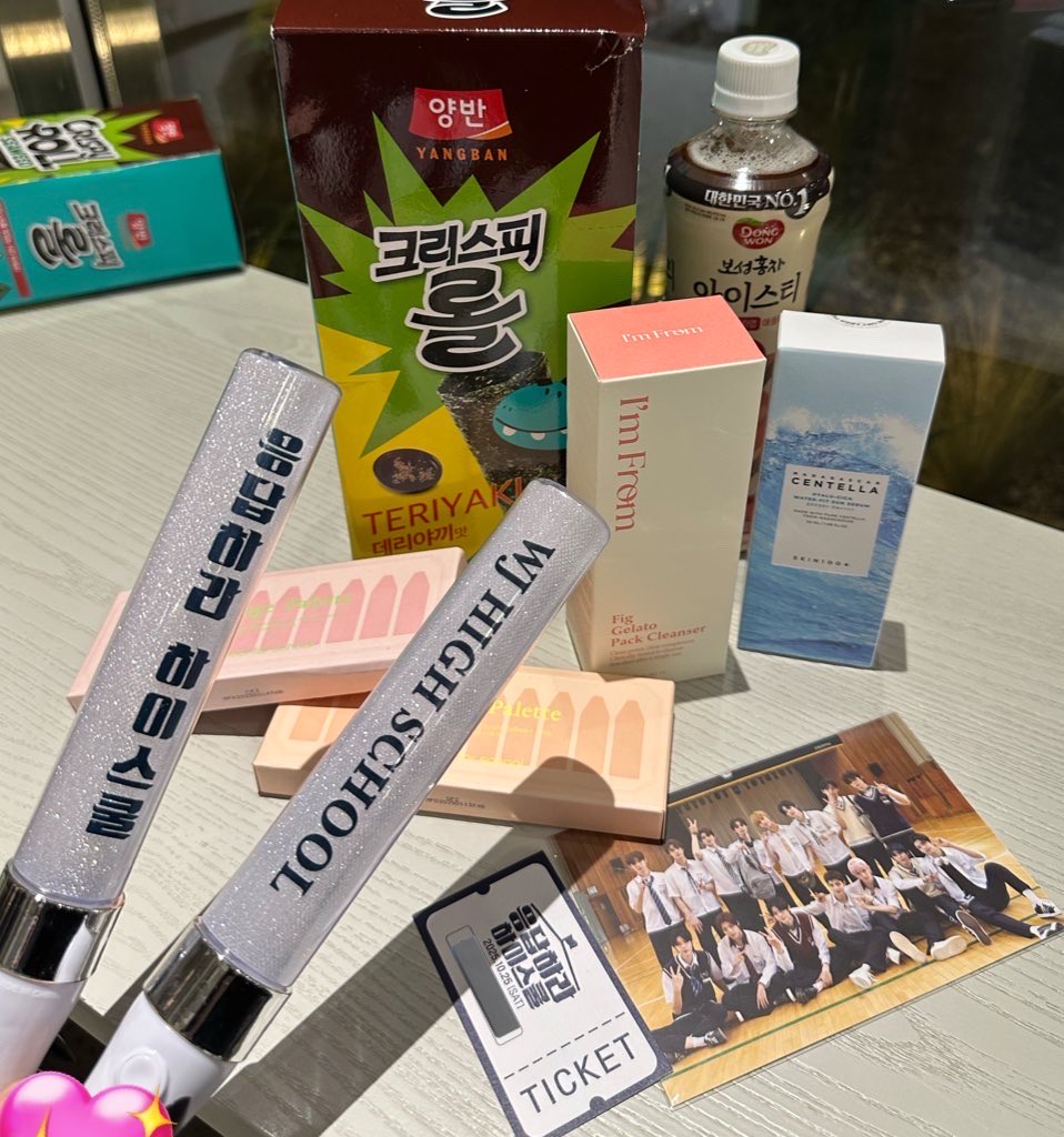 haminprotector's tweet photo. 작년 오늘 이 시간이 태어나서 젤 떨렷던 순간일듯... https://t.co/PYwFU7CsGh
