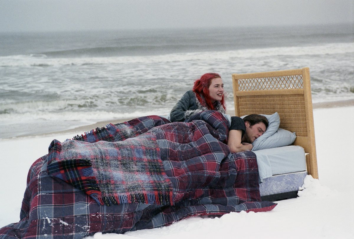 UniversalFR's tweet photo. Comment on s’est réveillés ce matin à l’heure d’hiver 🥶
#EternalSunshineOfTheSpotlessMind https://t.co/ONu3mdDLHO