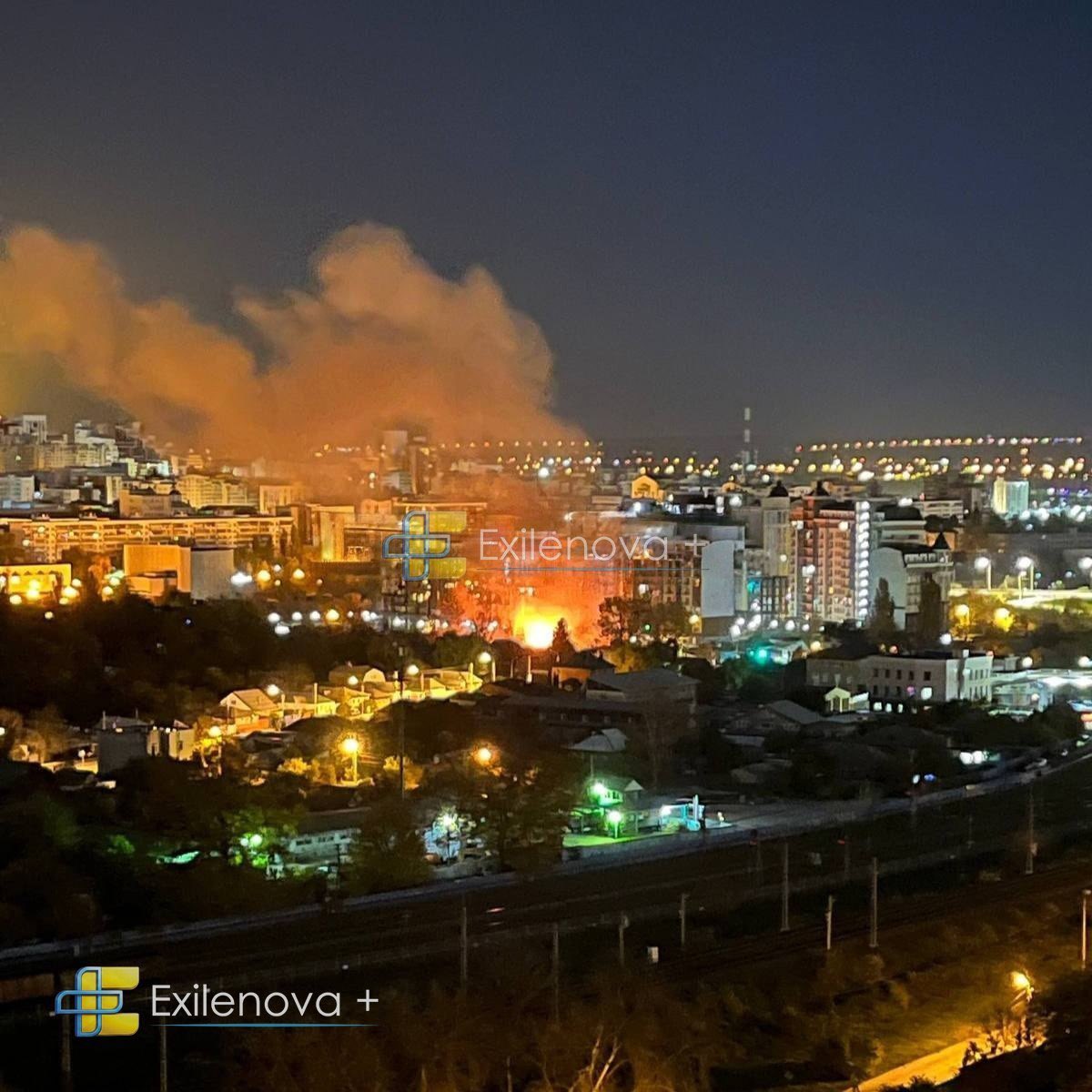 angelshalagina's tweet photo. 🔥🔥The center of Belgorod, russia, was burning after a massive drone attack.

Looks like the war has come a little closer to home. https://t.co/772qUN1nWq